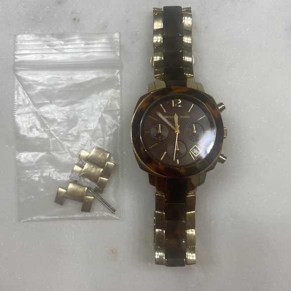 Michael Kors Watch - Tortoise Shell - Picture 8 of 8